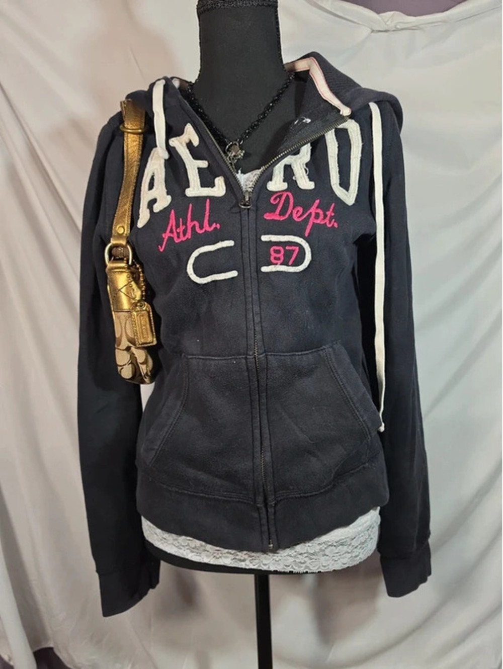 Aeropostale